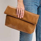 Angela Crossbody: Caramel