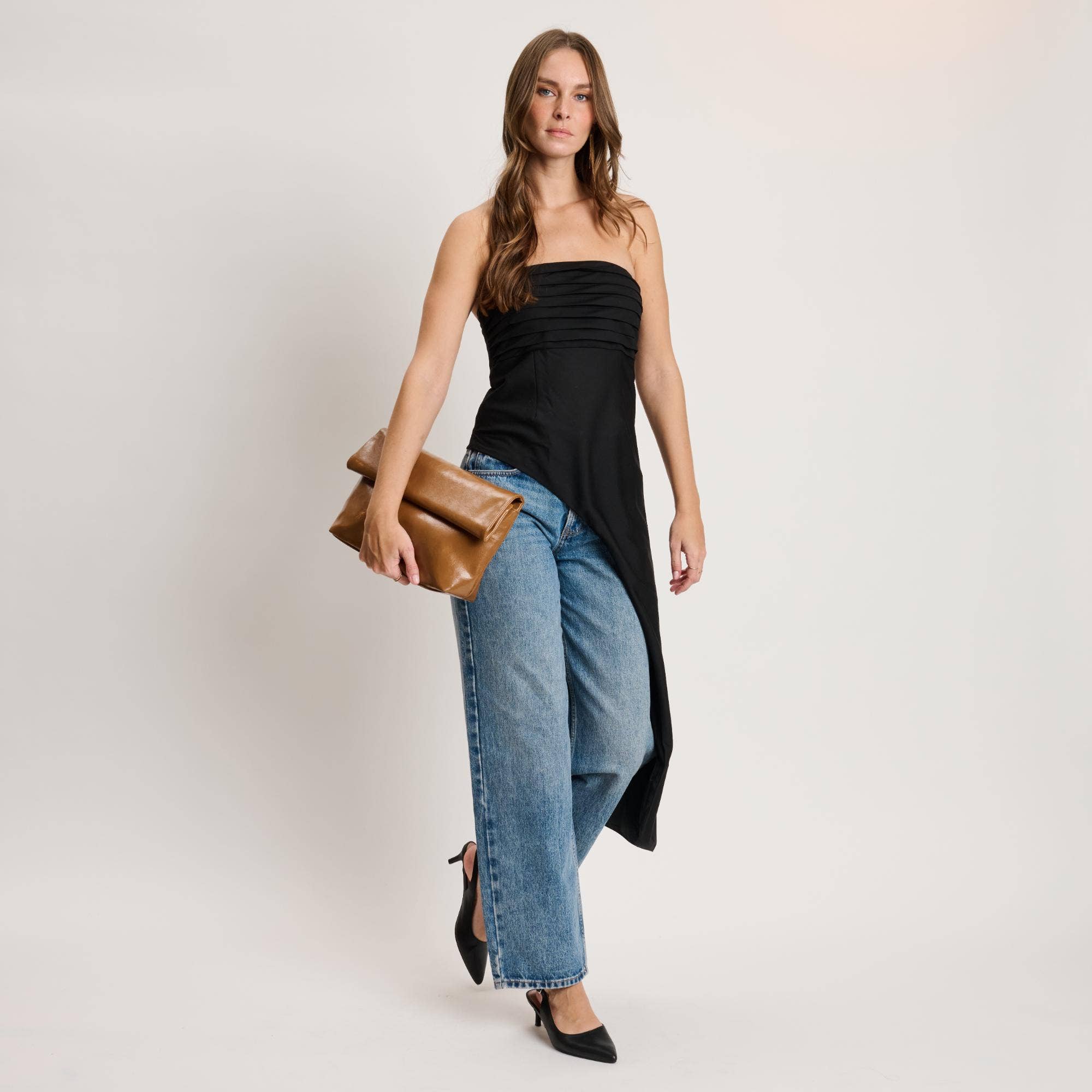 Angela Crossbody: Caramel