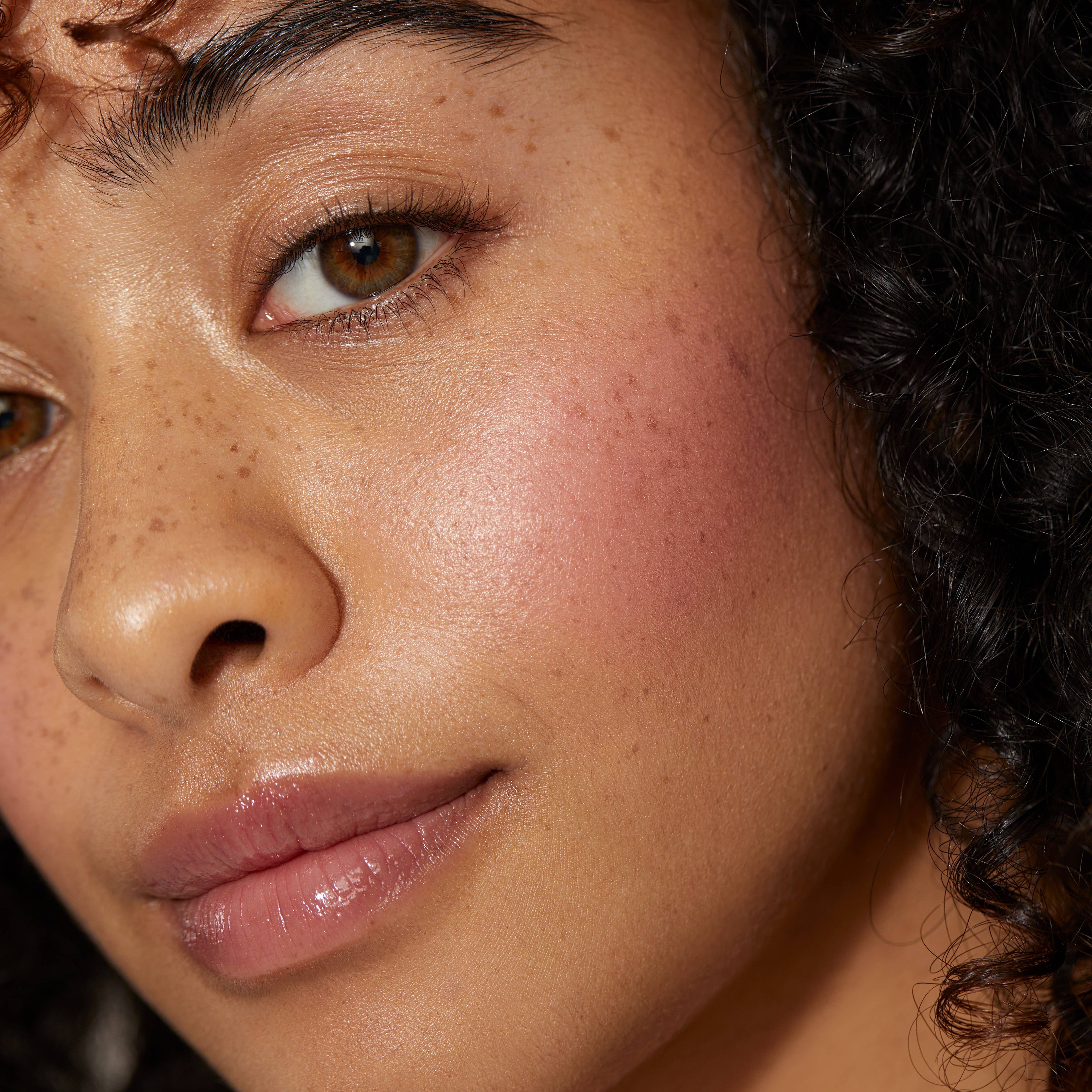 Cream Blush — Scarlet