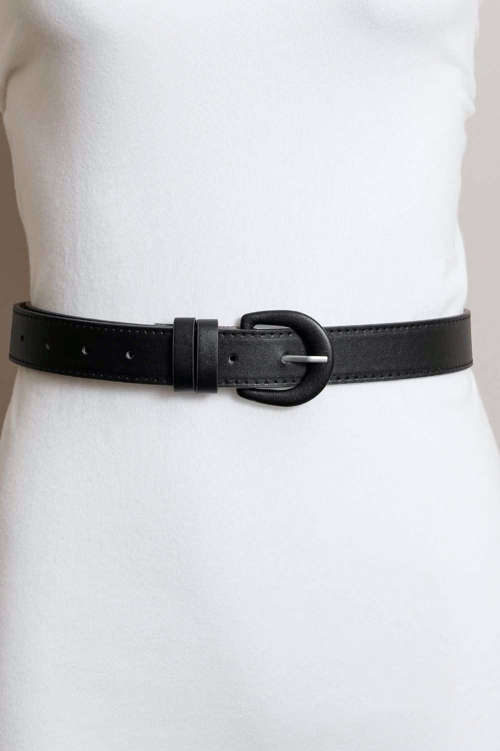 Classic Vegan Leather Belt: Cognac