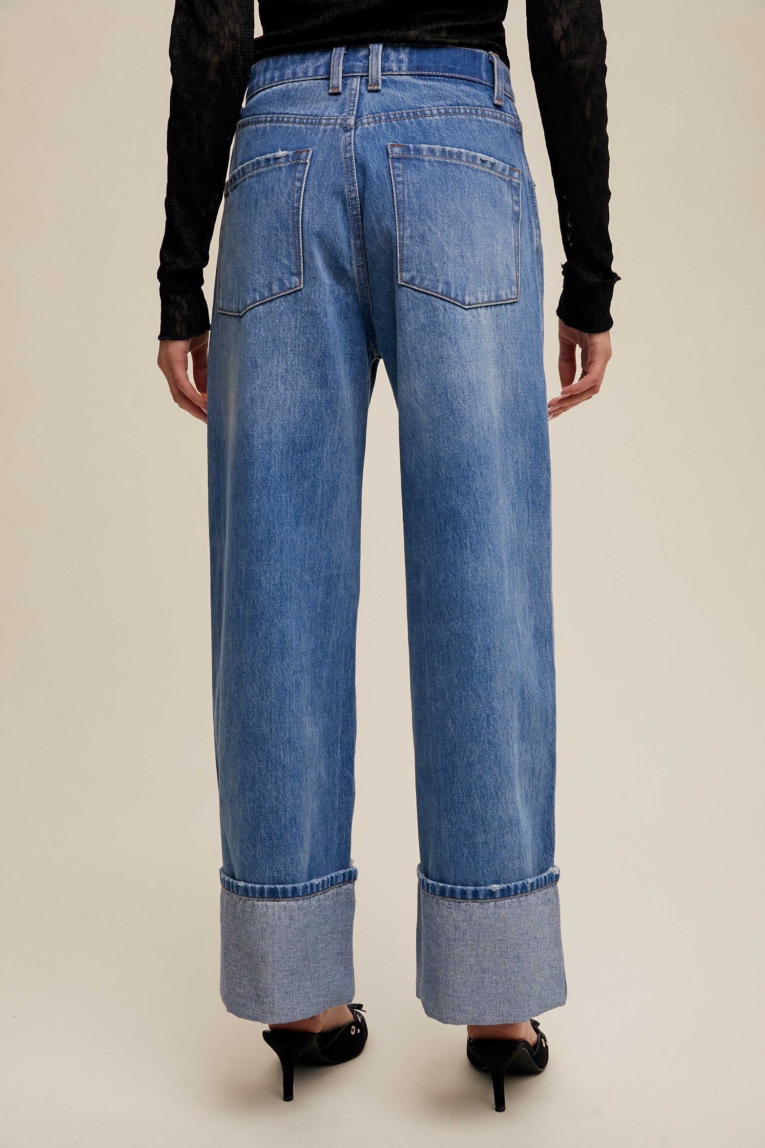 Aston Jeans