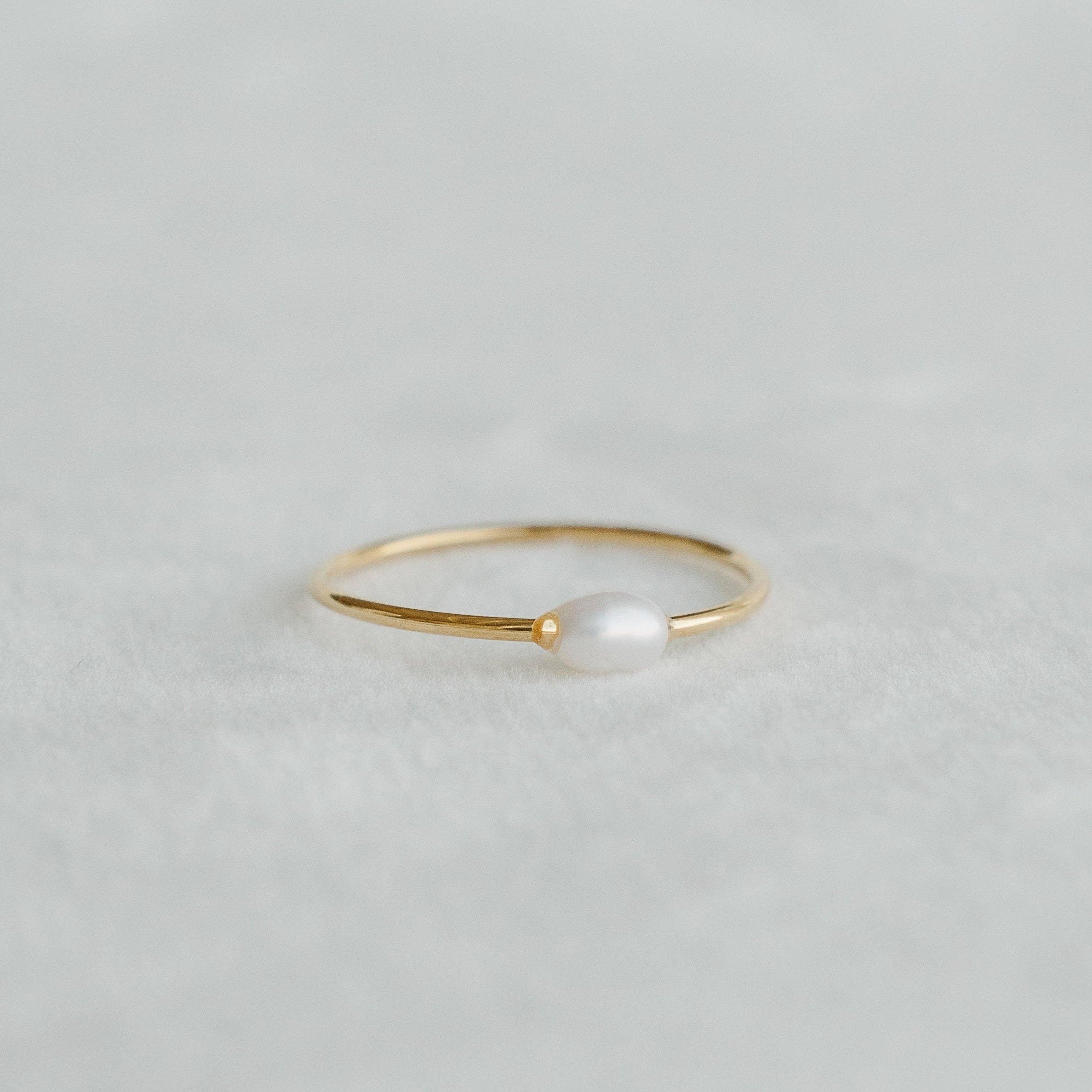 Ella Pearl Ring: 6