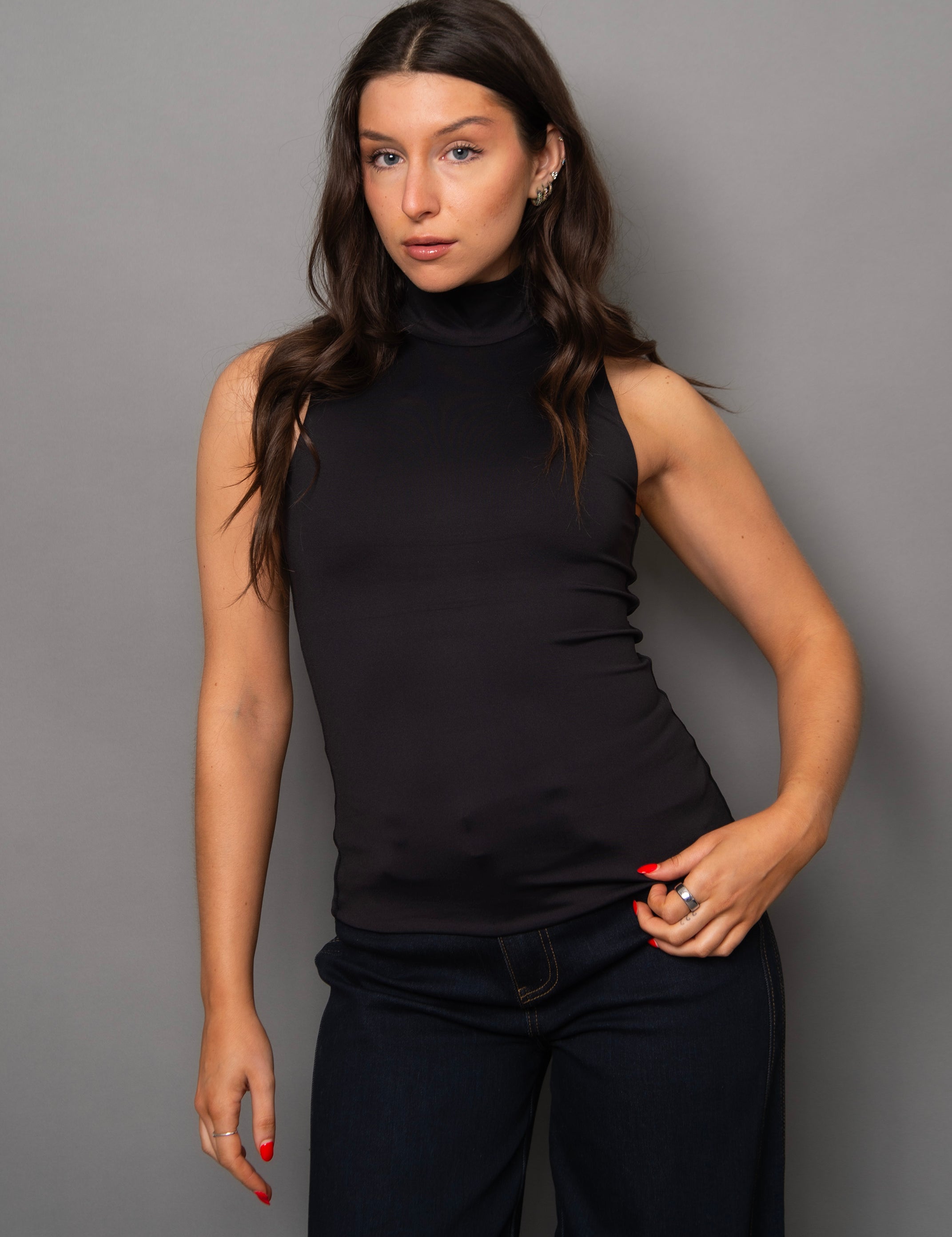 77T083SO_BLACK2.jpg