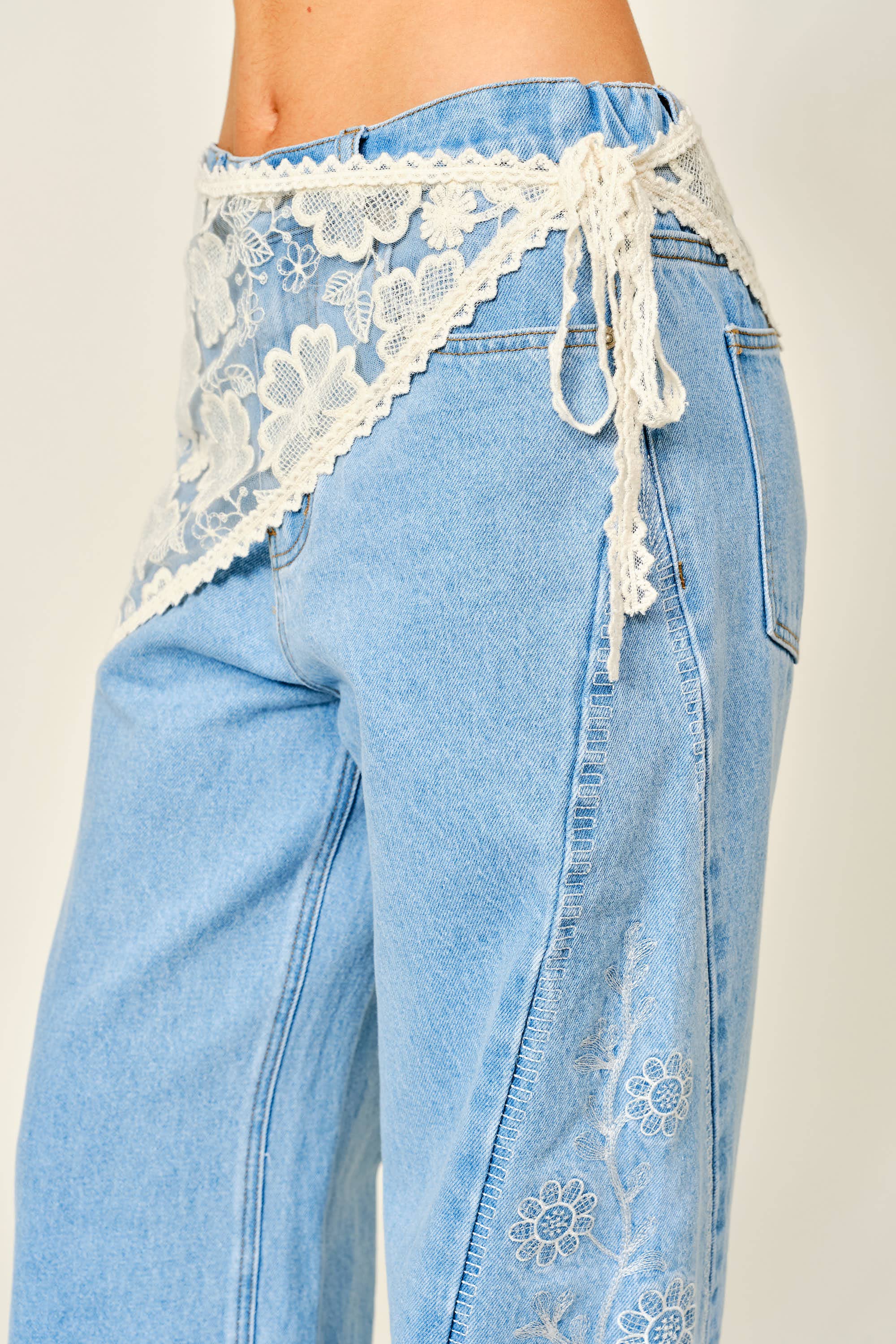AJS6150 SCARF LACE WRAP SKIRT: CREAM / M/L