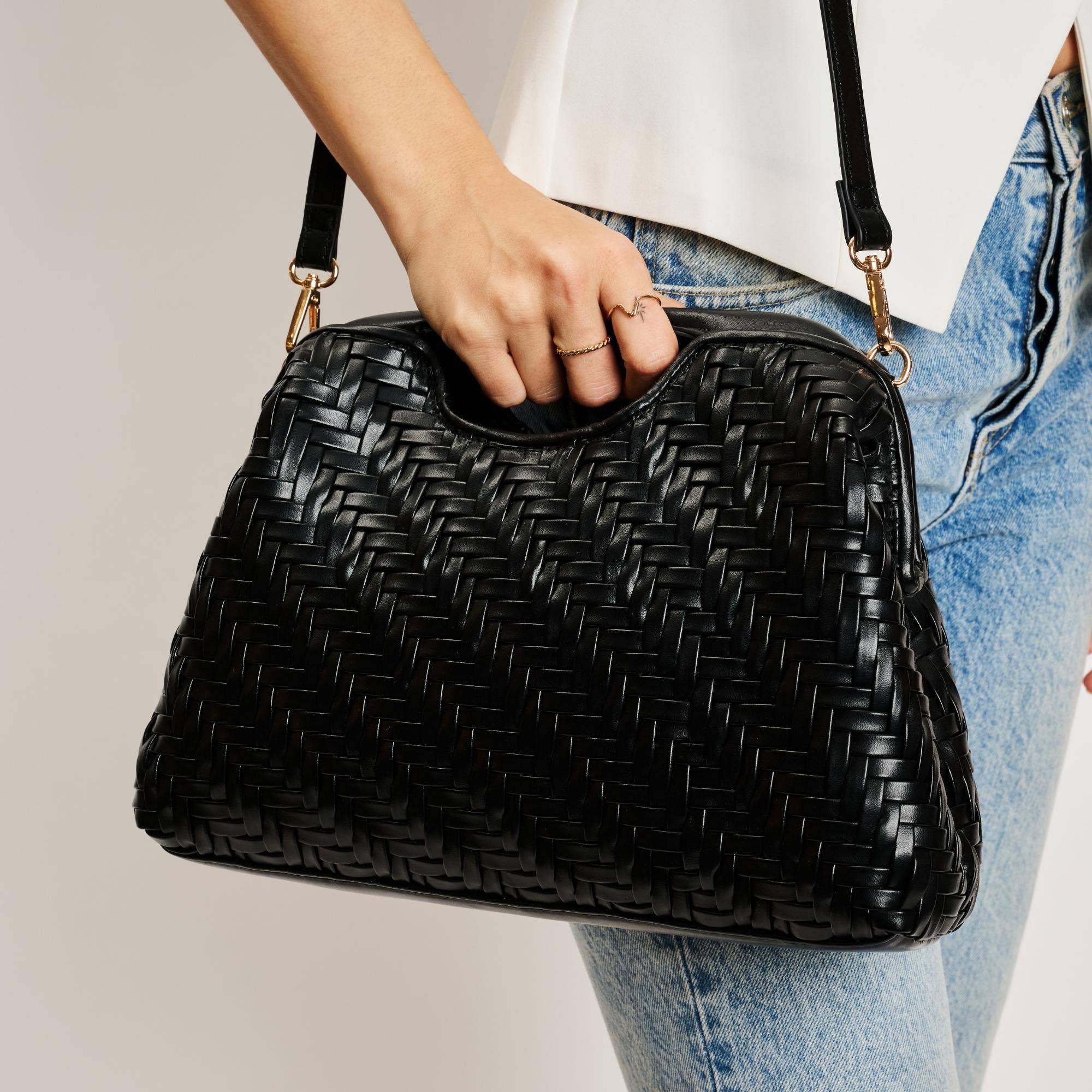 Amara Crossbody: Black