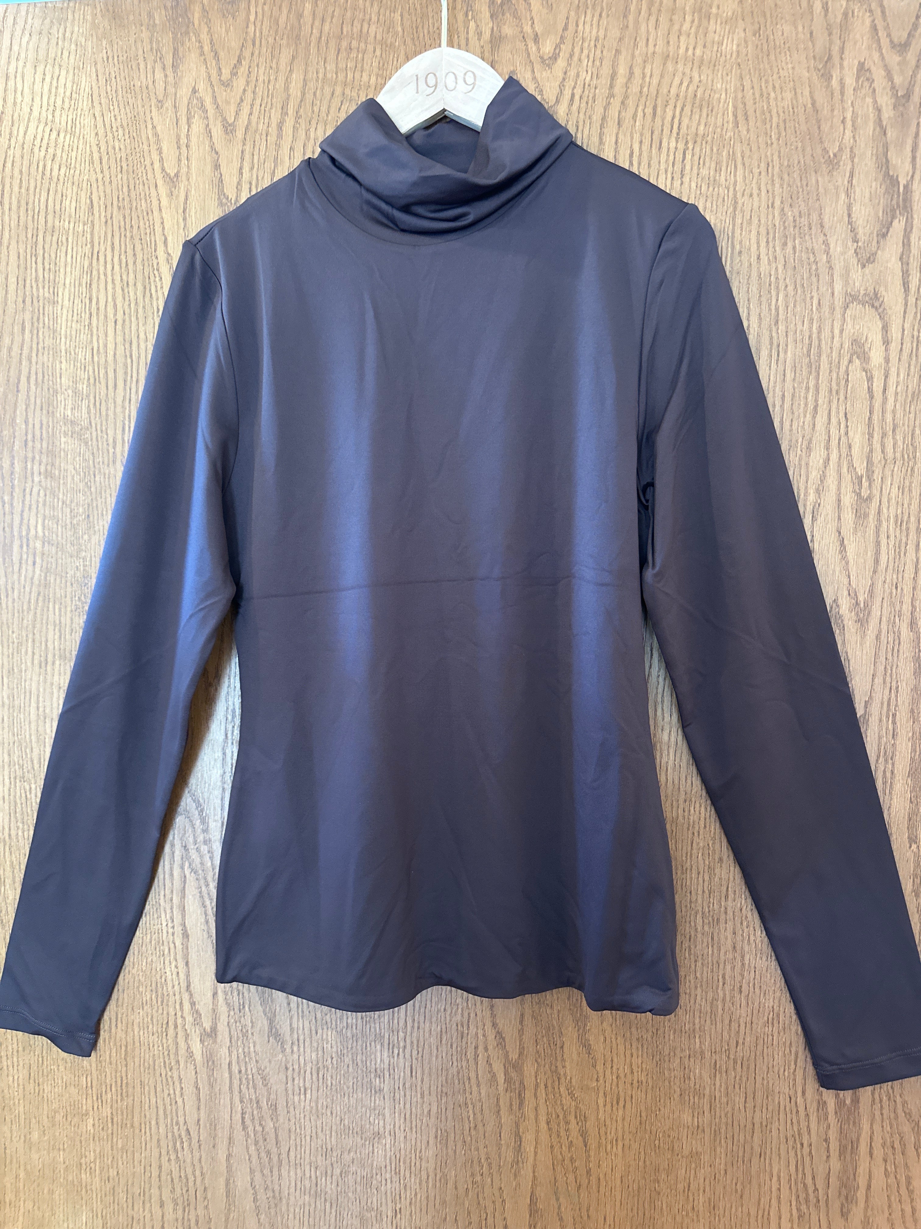 Teresa 23 - Dark Walnut