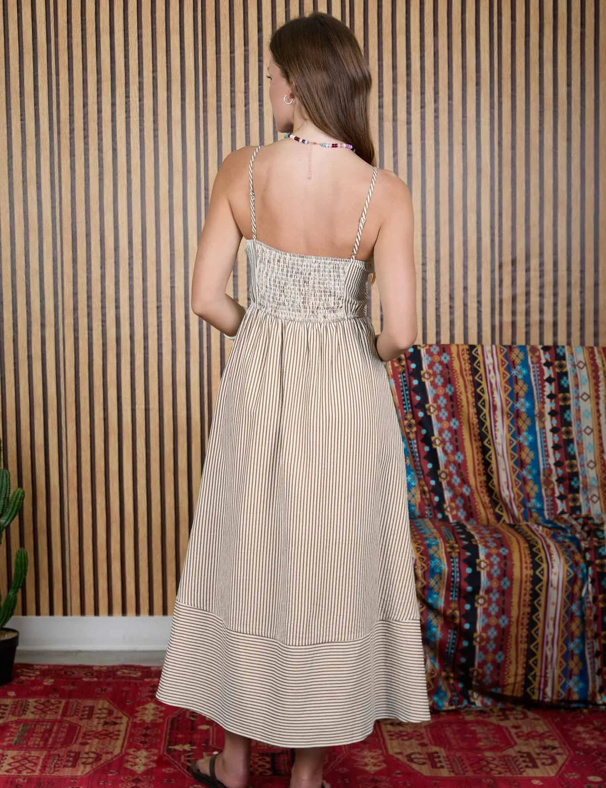 B6SD1102_BROWN_2_1800x1800_jpg.webp