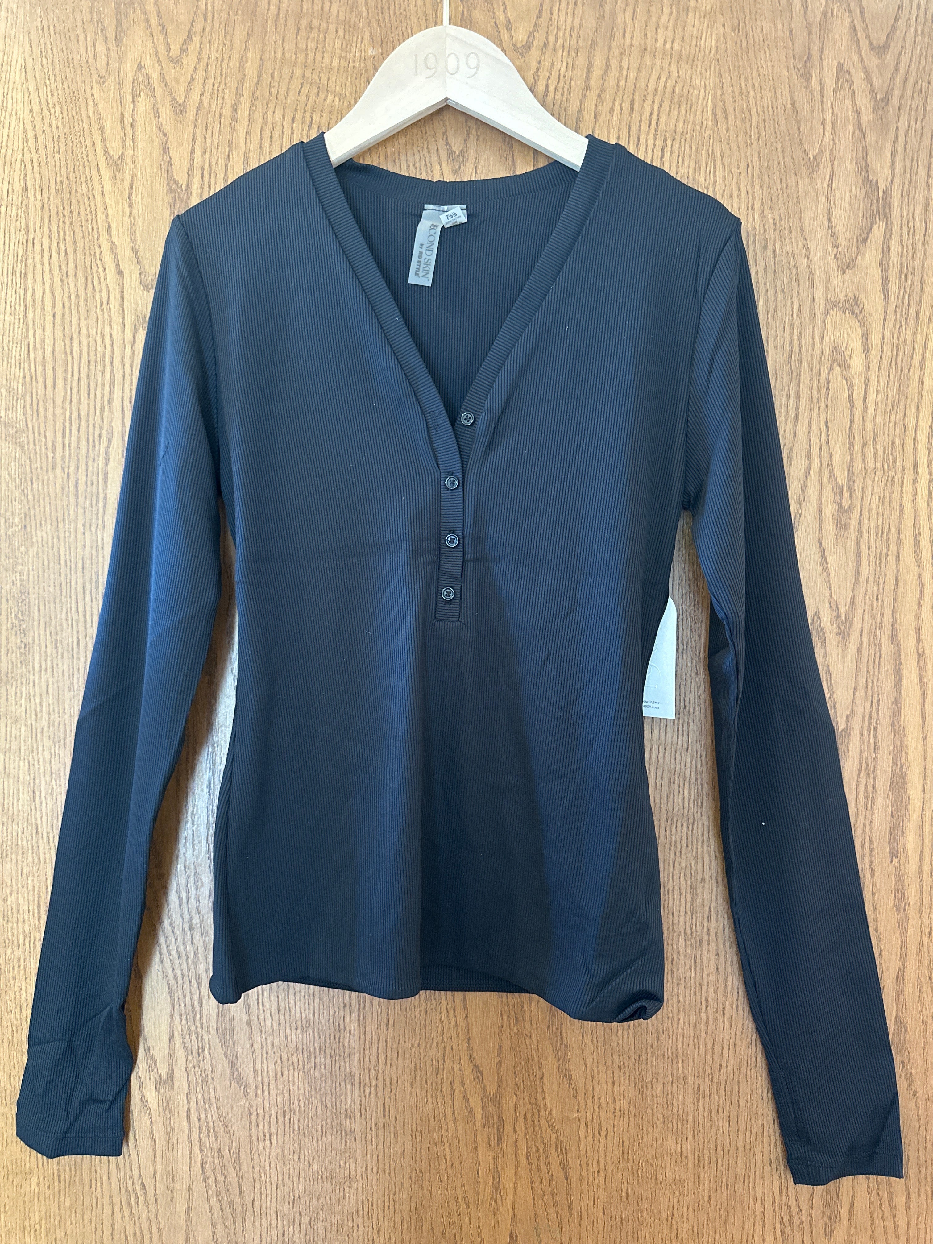 Helane 23 - Black