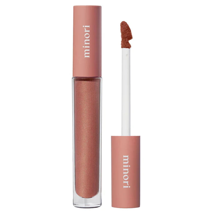 Minori_LipGloss_Cozy_Ecom_2_680x_baff12e1-0996-44b1-84a4-f69c0f22b55a.webp