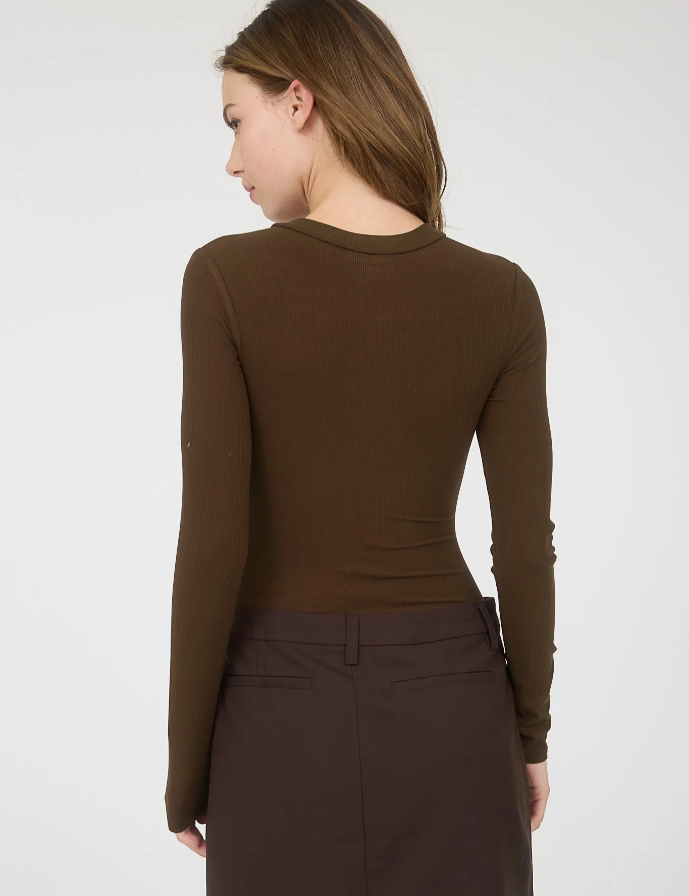 TW2050_BROWN_2_2048x2048_jpg.webp