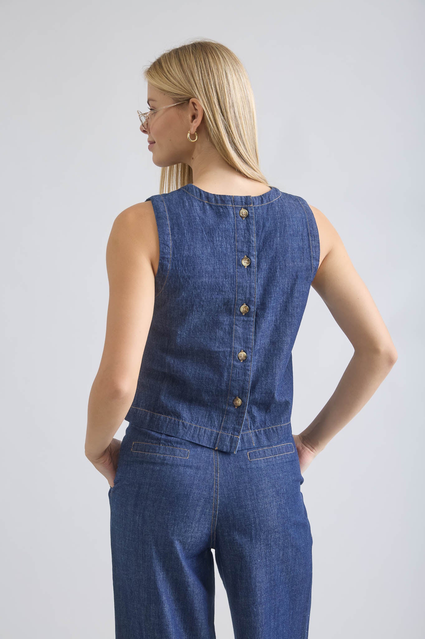 Anniston Top