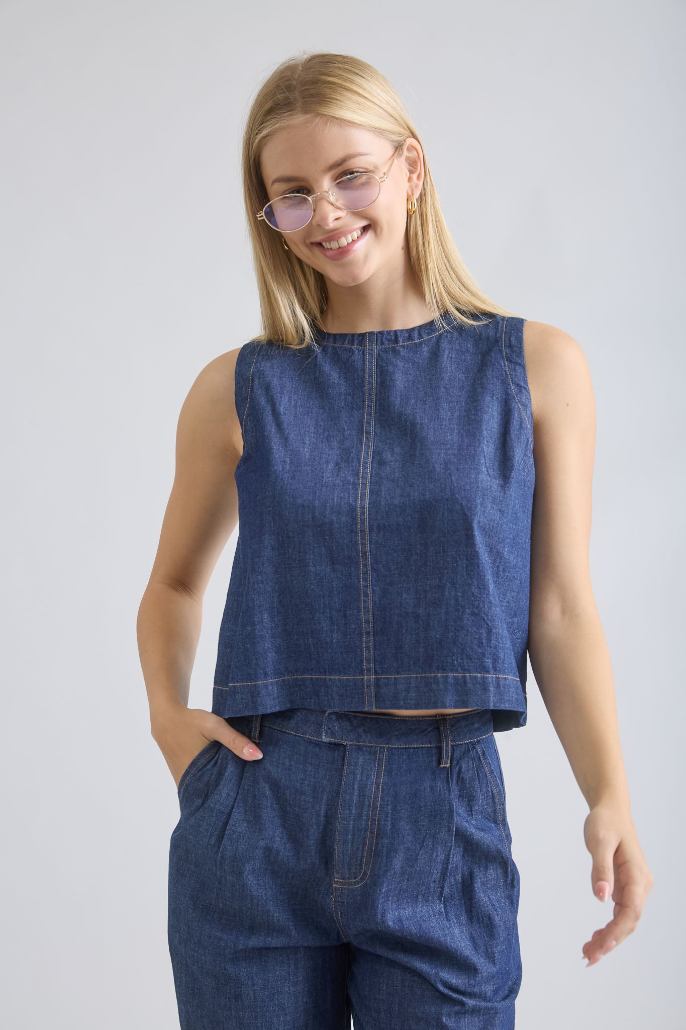 Anniston Top
