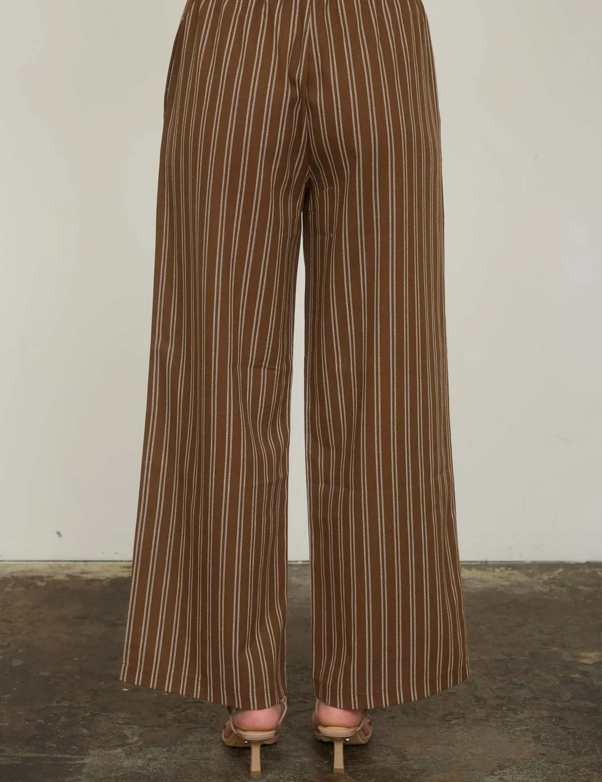 TW2180-B_BROWN_2_1800x1800_jpg.webp