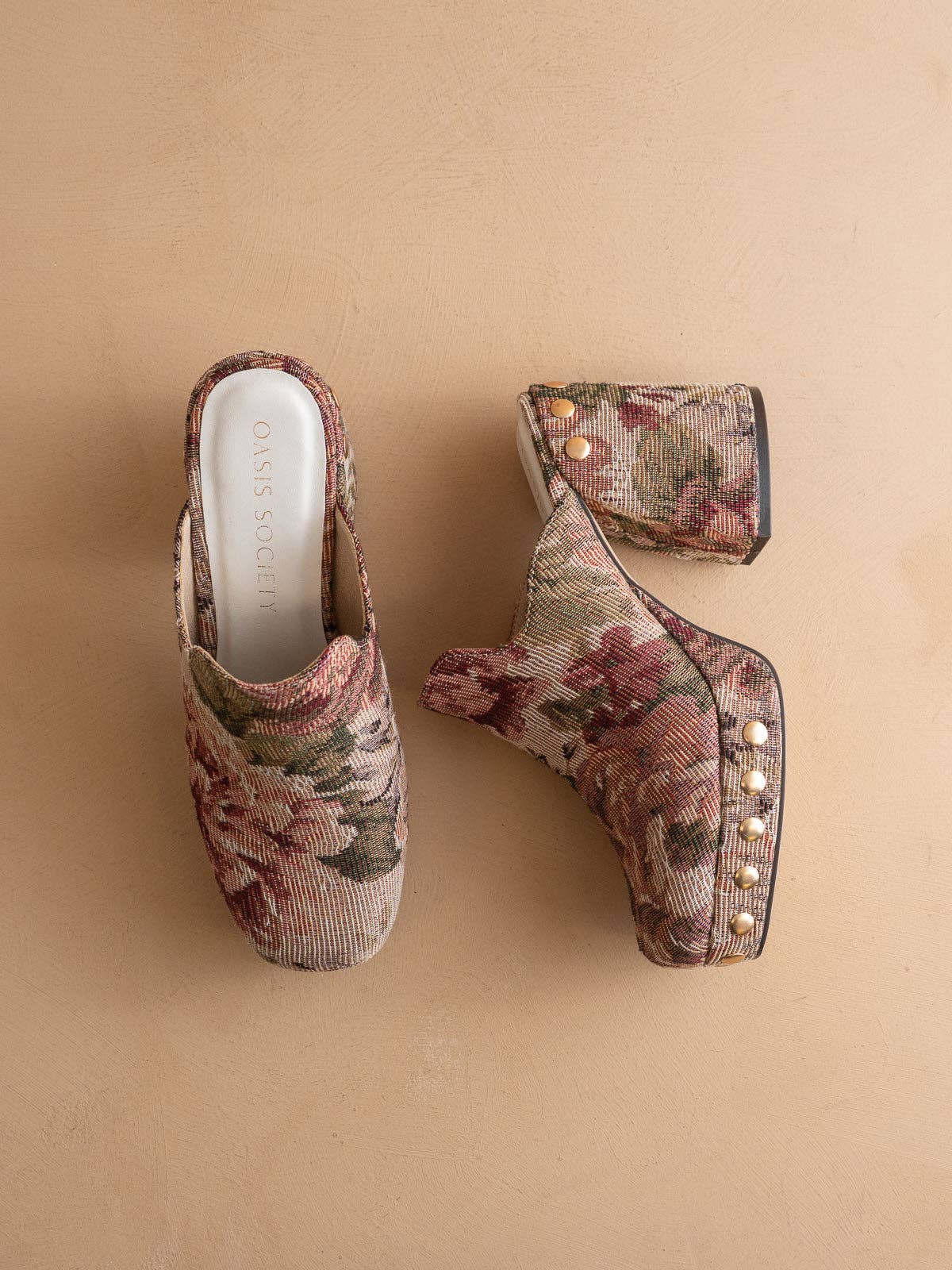 The Sierra | Mauve Tapestry Platform Clog Fall Mule: MAUVE TAPESTRY / 7