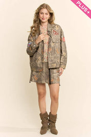 PLUS CROPPED CAMO RODEO JACKET: TAUPE REAL TREE / 1X-2X-3X(3-2-1)