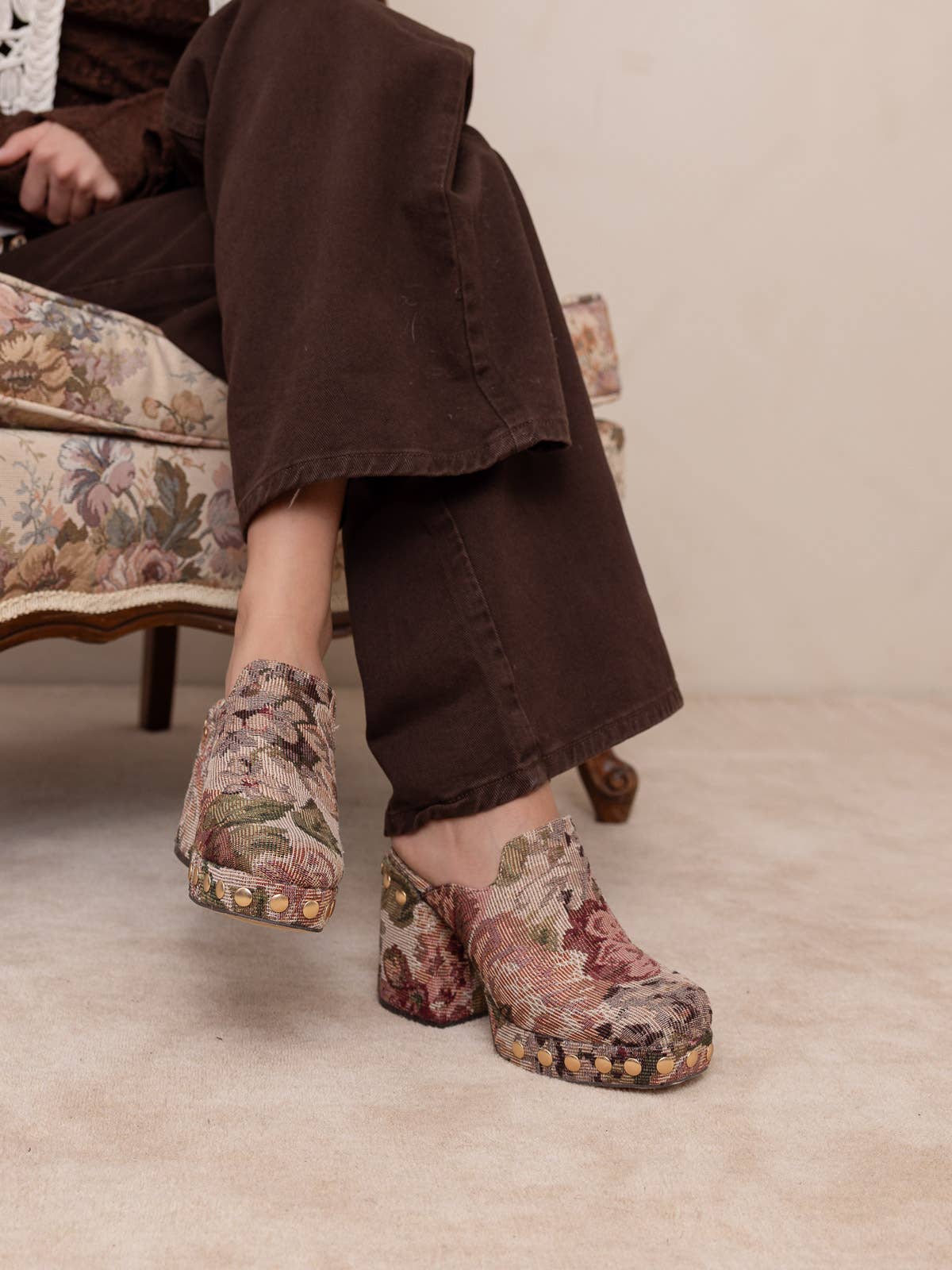 The Sierra | Mauve Tapestry Platform Clog Fall Mule: MAUVE TAPESTRY / 7