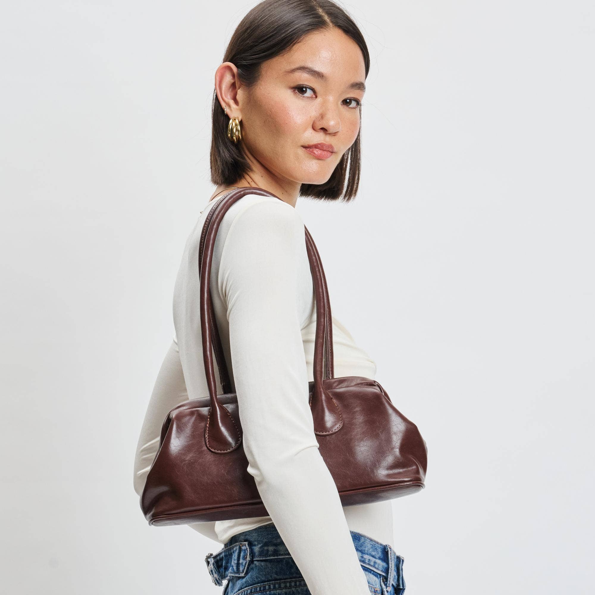 Nina Shoulder Bag: Wine