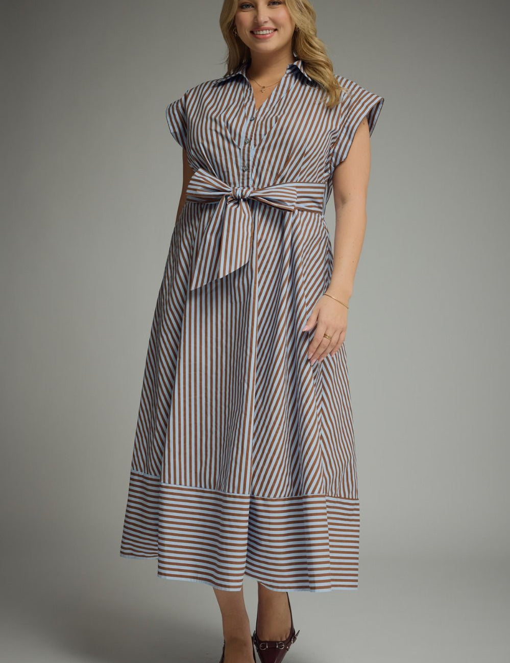 entro_fashion_dress_d29576p_051226_0030_1.jpg