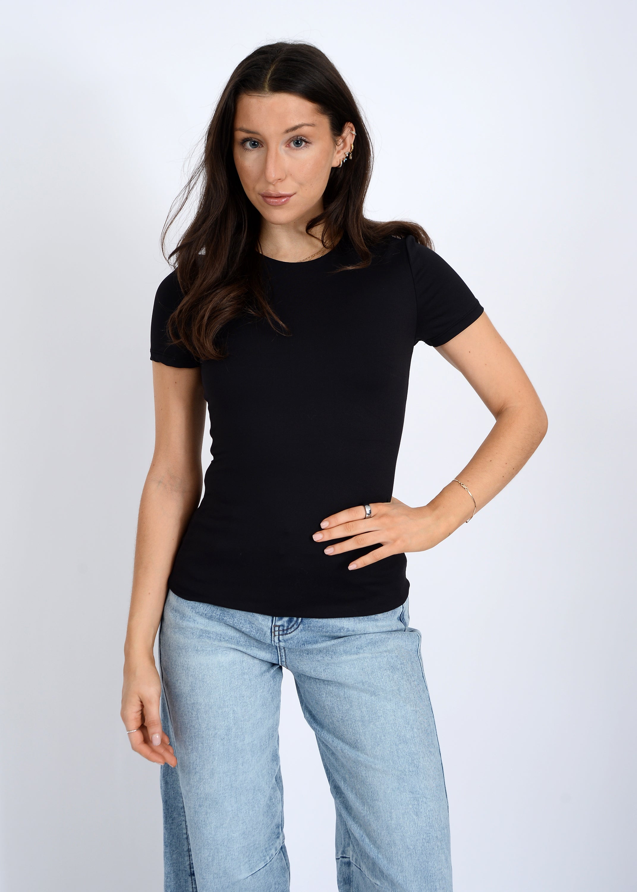 Roxi 23 Short Sleeve - Black