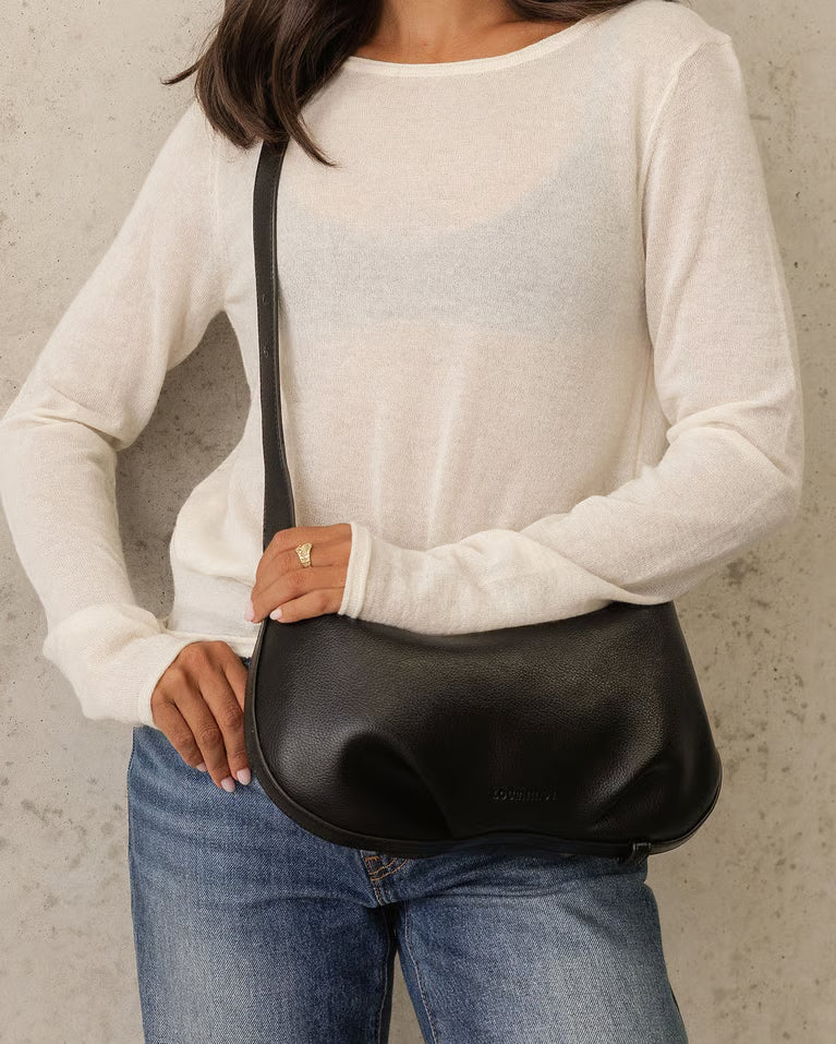 Oliver Shoulder Bag- Black